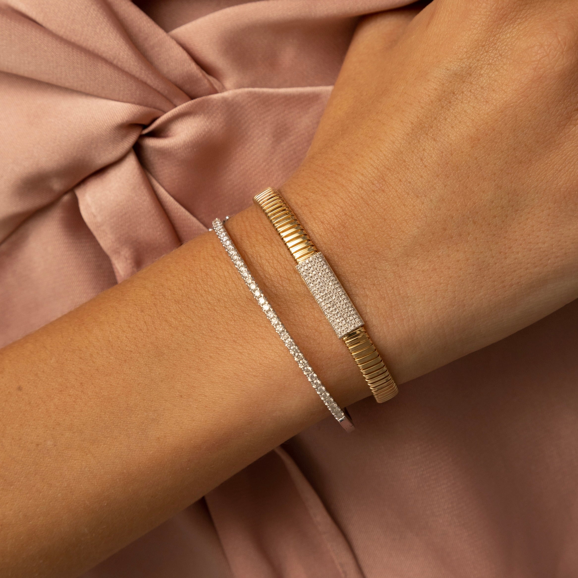 Flexible Gold And Pavé Diamond Bar Omega Bracelet